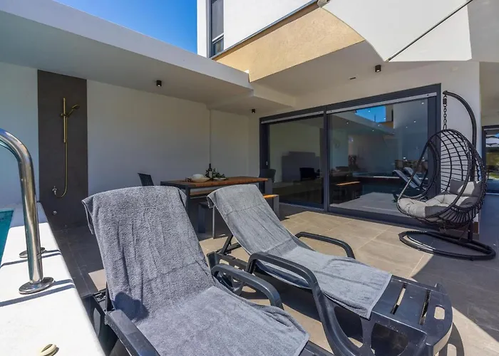 House Neptunia 펜션 *