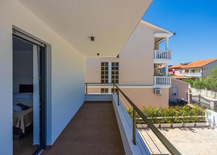 House Neptunia Medulin