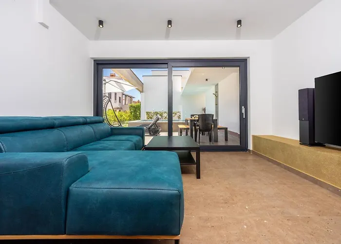 Semesterbostad House Neptunia